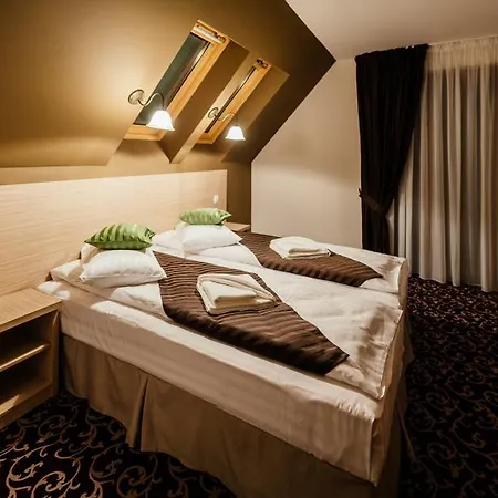 Zana Vaii Hotel 3*