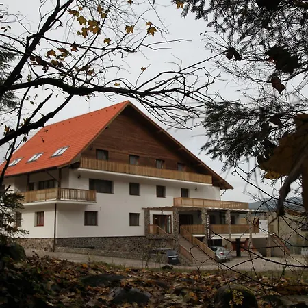 Zana Vaii Hotel
